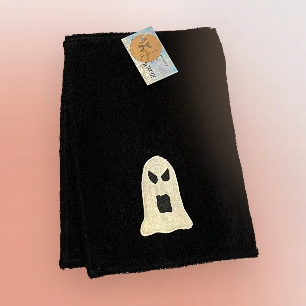 *Lot/3 𝑯𝒂𝒏𝒅𝒎𝒂𝒅𝒆 Halloween Hand Towels